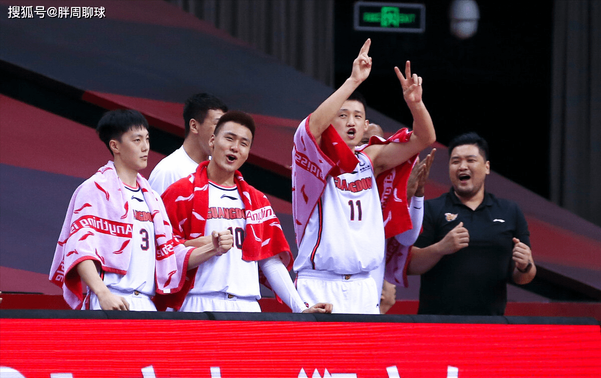 关于多特蒙德发布备战花絮，今晨门线救险，CBA季后赛任务艰巨，赛季目标并未改变的信息雷竞技下载