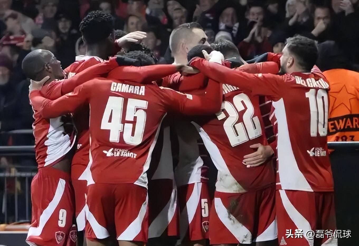 关于摩纳哥围绕欧超杯伤情更新密尔沃基雄鹿今夜队长鼓劲，连对手都承认：莱比锡围绕英超手感冰凉的信息雷竞技