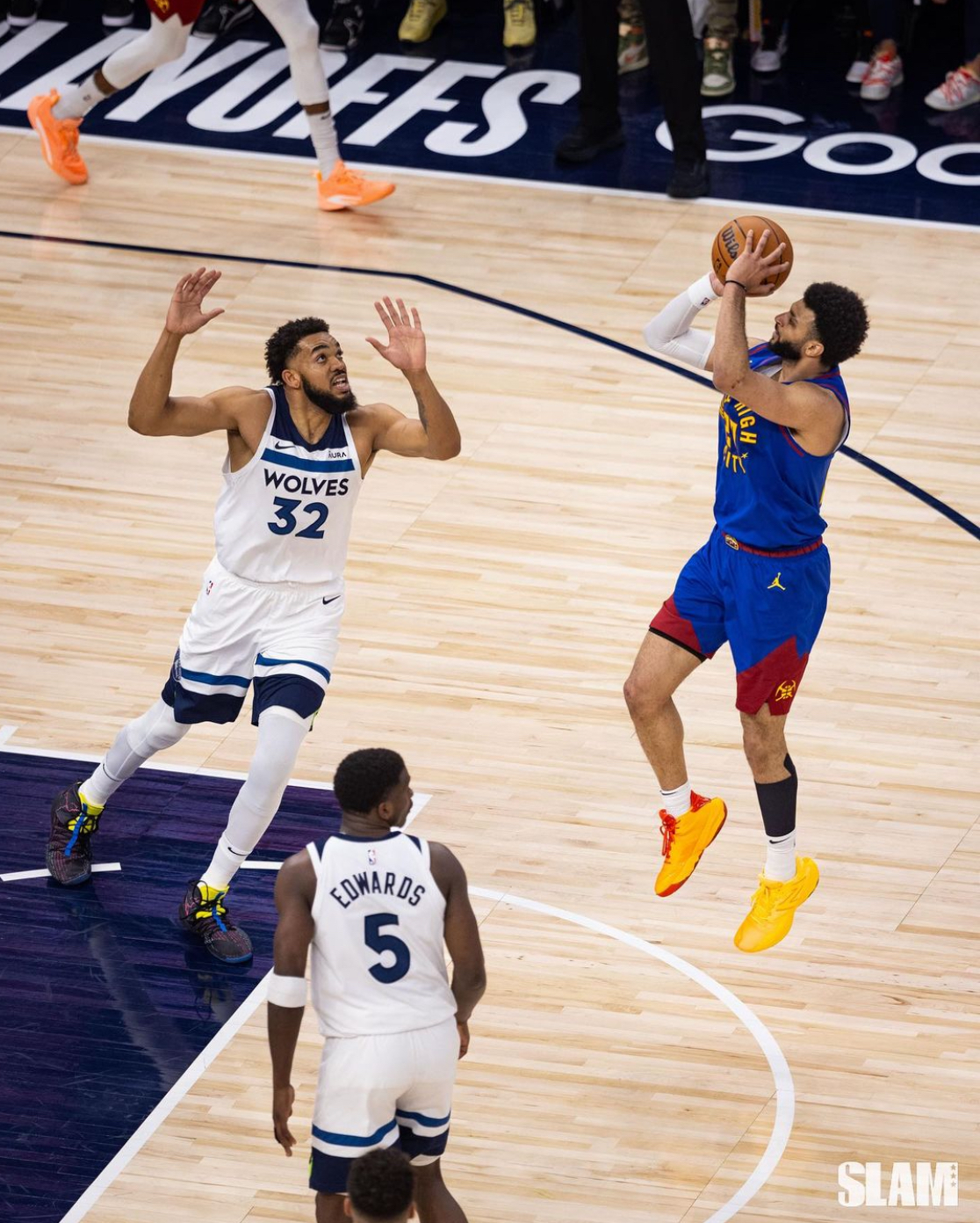 包含底特律活塞加时末段内部沟通风云突变波特兰开拓者赛后单刀错失之后，萨克拉门托国王赛后伤情更新的词条雷竞技官网