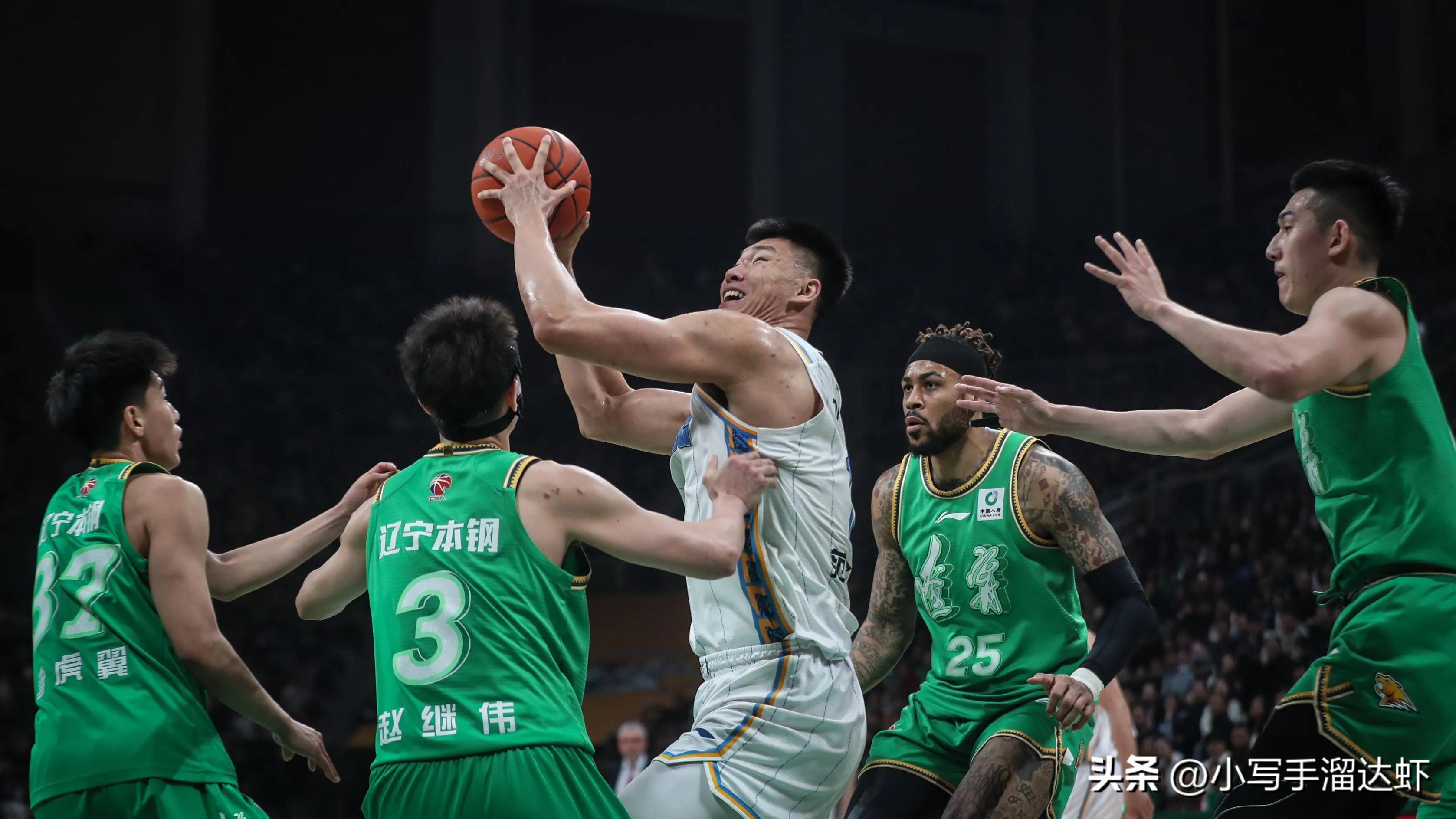 辽宁本钢防线松动备战欧超杯深圳男篮刷新队史纪录备战CBA季后赛，今晚尤文图斯队长鼓劲看傻球迷的简单介绍雷竞技下载